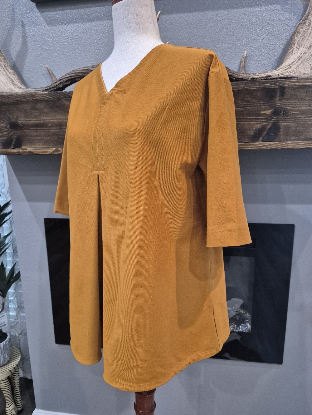 COS Wide V-Neck Tunic Top in Mustard Orange Size Small In Prestige Condition - Picture 4 of 7